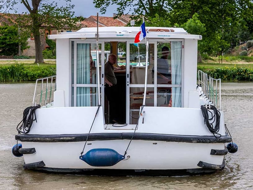 Argens-Minervois Motorboot Cabine 2  6  slaapplaatsen 6  gasten 11.2 m Lijstnummer: #22880 3