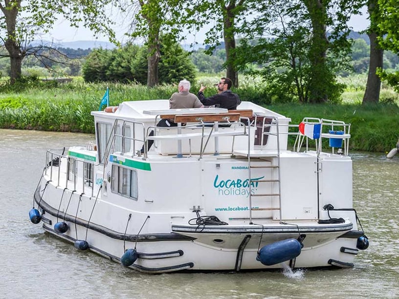 Saint-Leger-sur-Dheune Motorboot Cabine 3  7  slaapplaatsen 7  gasten 11.6 m Lijstnummer: #22898 3