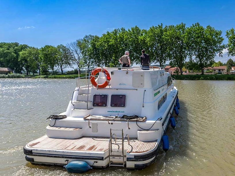 Argens-Minervois Motorboot Cabine 2  4  slaapplaatsen 4  gasten 12.95 m Lijstnummer: #22909 5