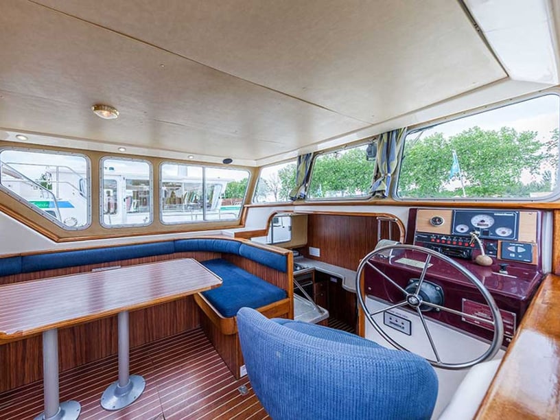 Loosdrecht Bateau à moteur Cabine 3  Couchettes 7  Invités 7  11.6 m Numéro de l'annonce: #22939 5