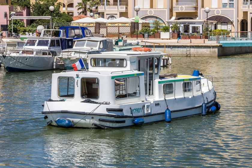 Saint-Leger-sur-Dheune Motorboot Cabine 2  5  slaapplaatsen 5  gasten 9.3 m Lijstnummer: #22940 5