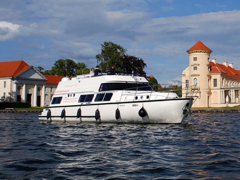 Fürstenberg Bateau à moteur Cabine 3  Couchettes 6  Invités 6  14 m Numéro de l'annonce: #22959 4
