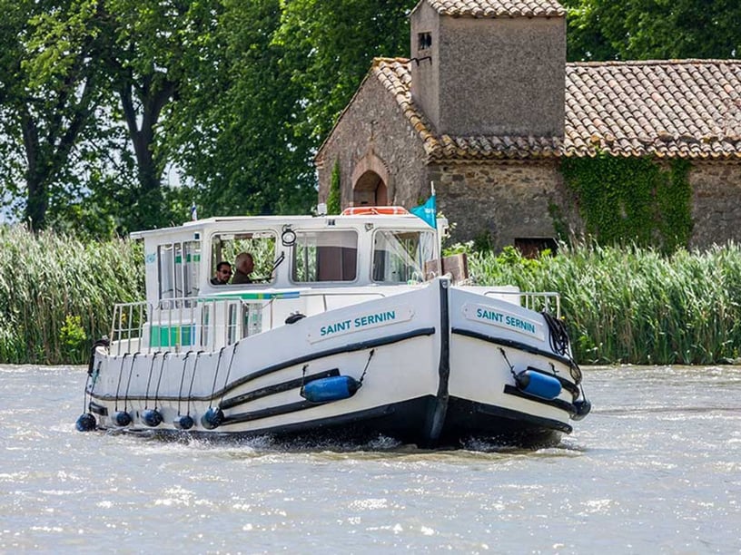 Saint-Martin-sur-Oust Motorboat 3 cabin 10 berths 10 guests 12.6 m Listing Number: #23173 4