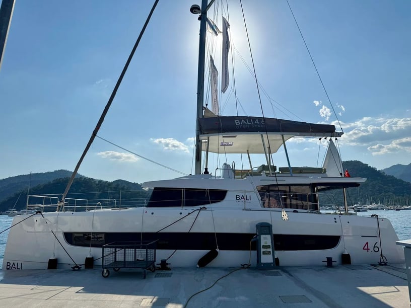 Bodrum Catamaran 6 cabin 12 berths 12 guests 14.28 m Listing Number: #23213