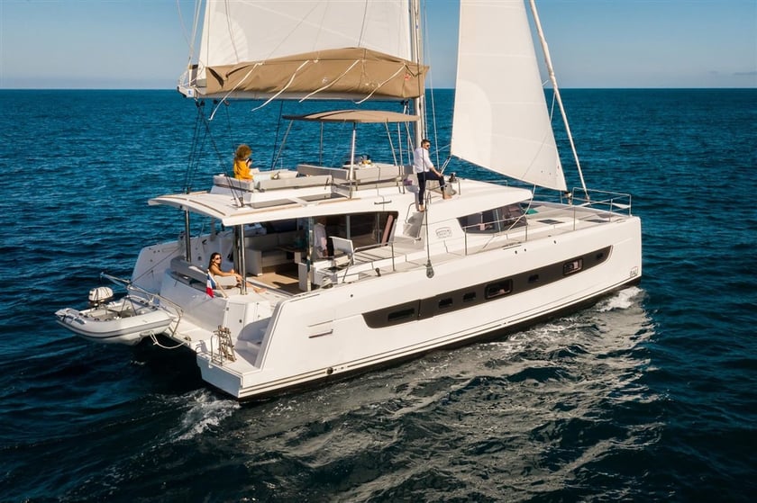 Bodrum Catamaran Cabine 6  12  slaapplaatsen 11  gasten 14.28 m Lijstnummer: #23213 4
