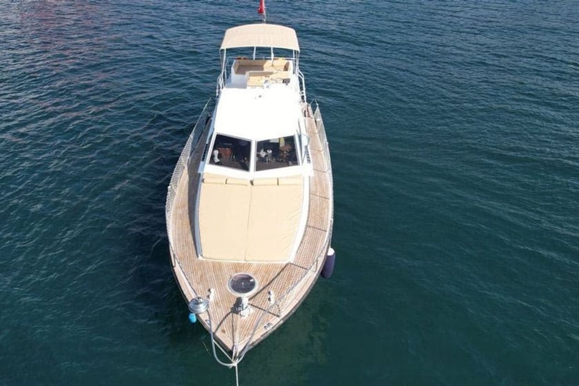Bursa Motor Yacht   10 guests 13 m Listing Number: #23225 5