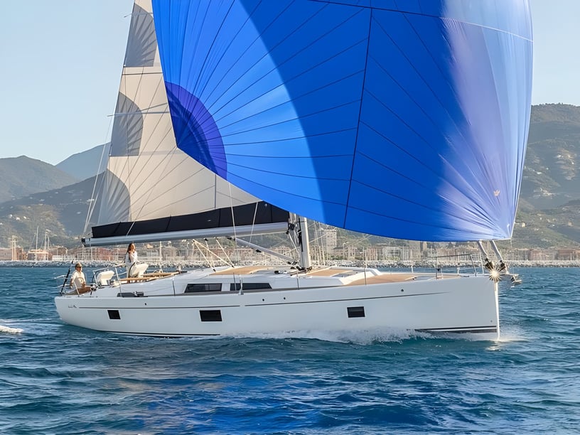 Punat Velero Cabina 6  12  literas 12  invitados 15.55 m Número de anuncio: #23232