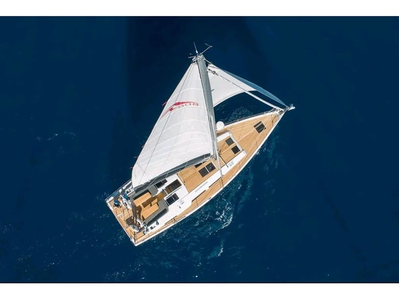 Punat Sailboat  12 berths 12 guests 15.55 m Listing Number: #23232