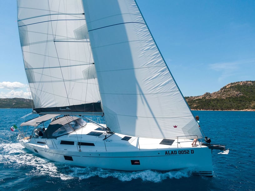 Cannigione Sailboat 5 cabin 12 berths 12 guests 15.55 m Listing Number: #23246