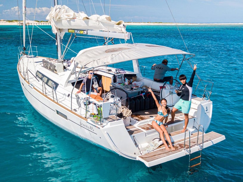 Phuket Sailboat 3 cabin 6 berths 6 guests 13.94 m Listing Number: #23261