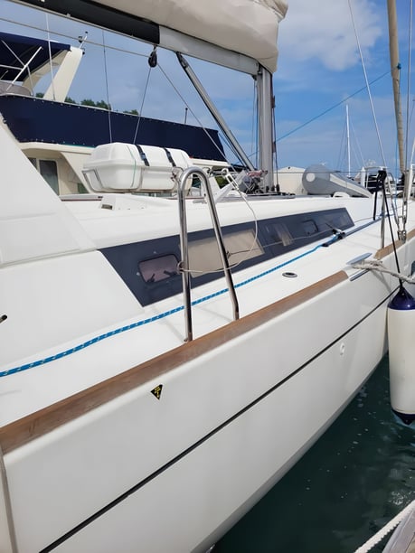 Phuket Zeilboot Cabine 3  6  slaapplaatsen 6  gasten 13.94 m Lijstnummer: #23263 5