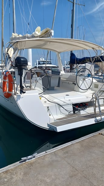 Phuket Zeilboot Cabine 3  6  slaapplaatsen 6  gasten 13.94 m Lijstnummer: #23264 3