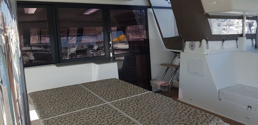 Cogolin Catamaran 4 cabin 8 berths 8 guests 14.98 m Listing Number: #23267 3