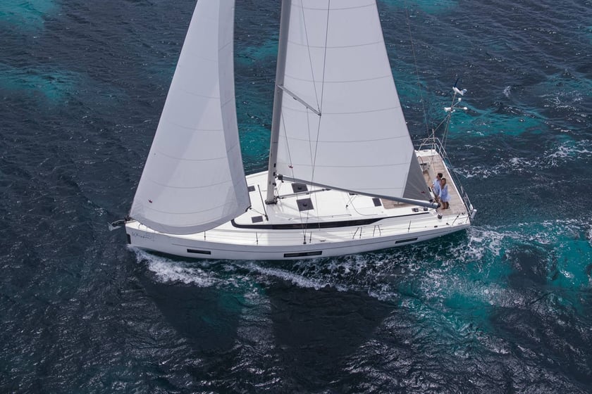 Palma de Mallorca Barca a vela cabina 4  cuccette 8  8  ospiti 13.98 m Numero dell'inserzione: #23277 3