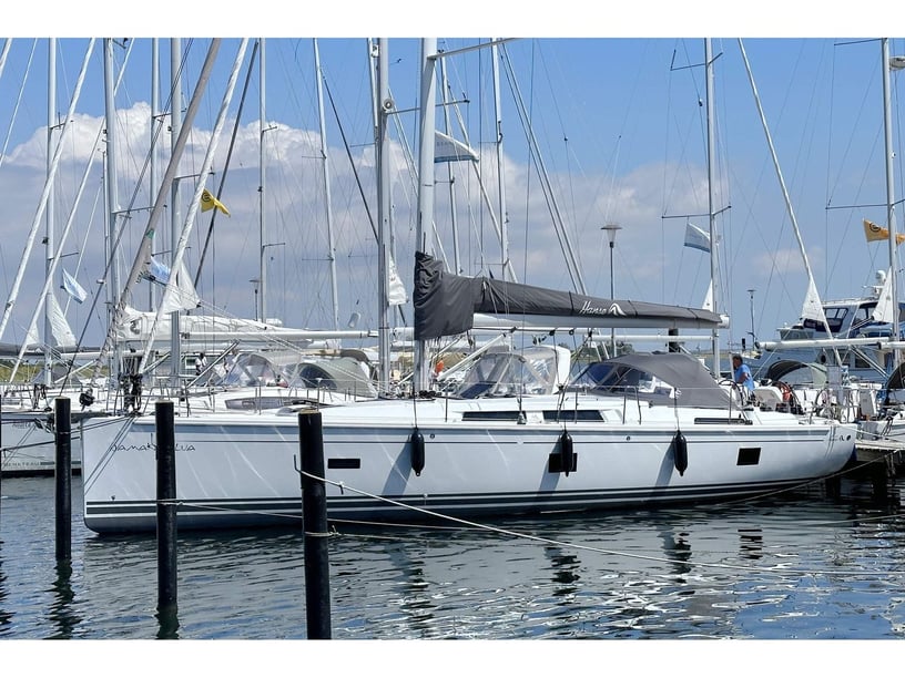 Palma de Mallorca Barca a vela cabina 3  cuccette 8  8  ospiti 14.04 m Numero dell'inserzione: #23287