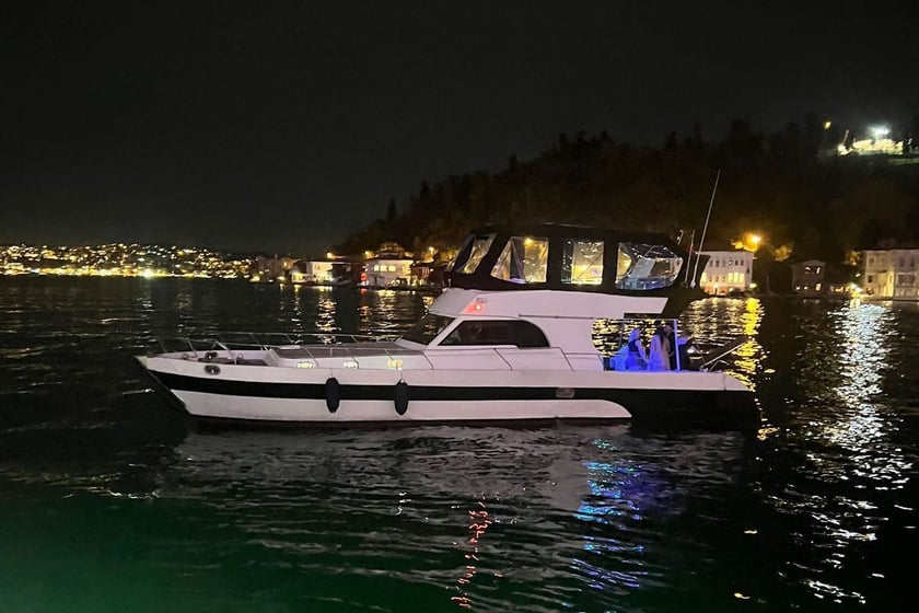 Bebek Motor Yacht   10 guests 16 m Listing Number: #23295 2