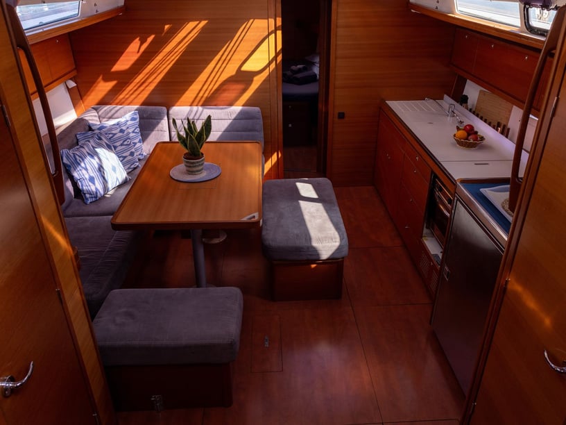 Port de Pollença Zeilboot Cabine 4  10  slaapplaatsen 10  gasten 14.15 m Lijstnummer: #23315 2
