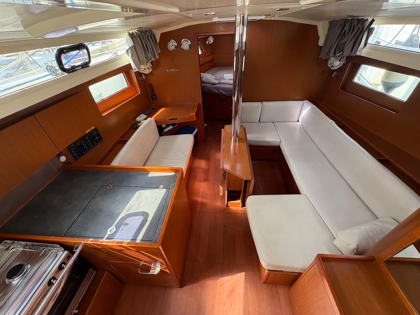 Ibiza Voilier Cabine 3  Couchettes 8  Invités 8  12.43 m Numéro de l'annonce: #23336 5