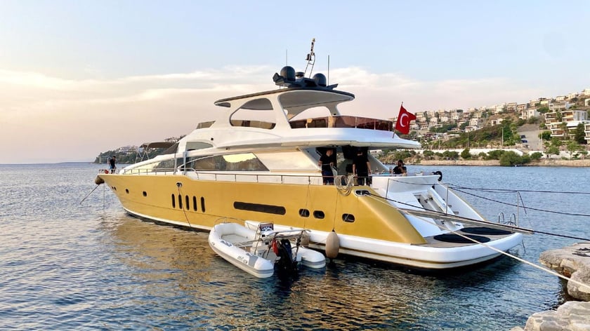 Bodrum Yate a motor Cabina 5  10  literas 10  invitados 32 m Número de anuncio: #23356 4