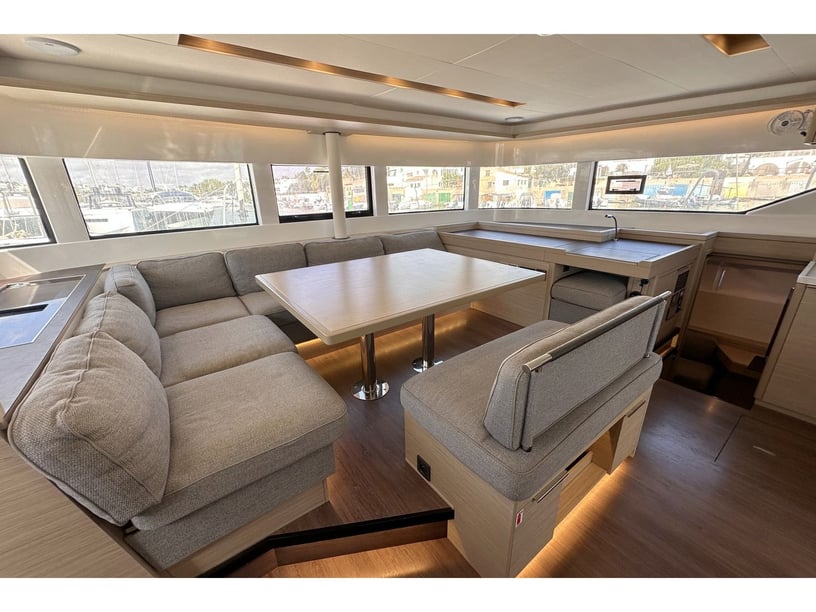 Can Pastilla Catamaran 4 cabin 9 berths 9 guests 15.6 m Listing Number: #23357 2