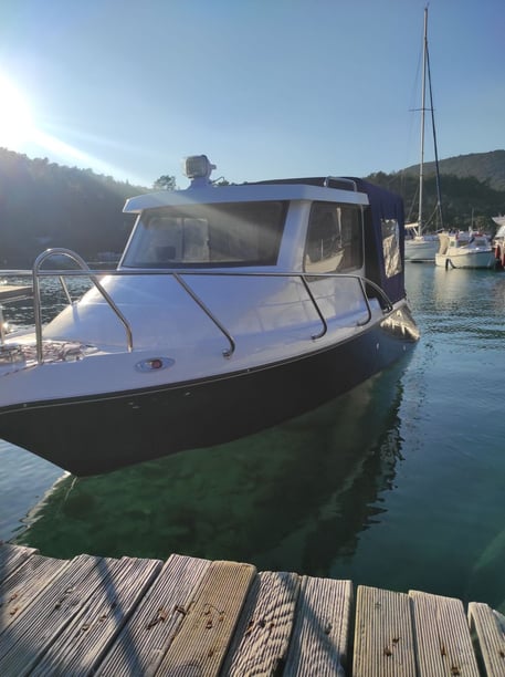 Akyaka Yacht a motore cabina 1  cuccette 2  5  ospiti 6.5 m Numero dell'inserzione: #23358 2