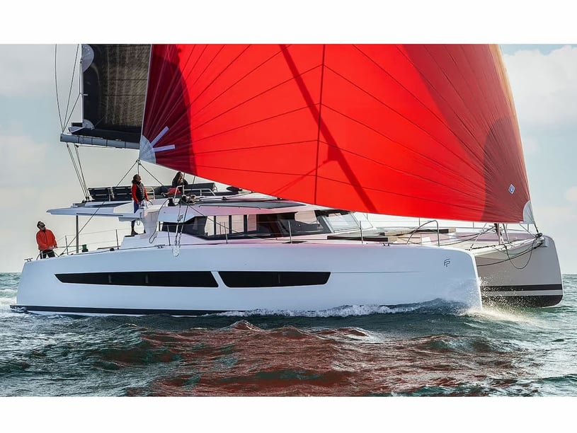 Atenas Catamarán Cabina 5  10  literas 10  invitados 15.54 m Número de anuncio: #23384