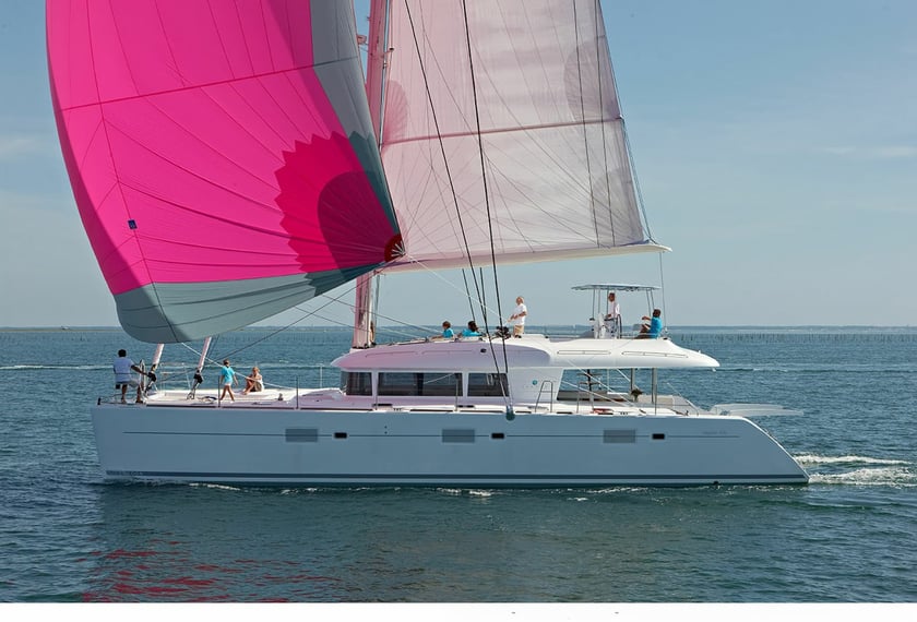 Antigua Catamaran 6 cabin 12 berths 12 guests 18.9 m Listing Number: #23440 5