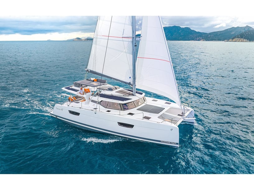 Skradin Catamaran 6 cabin 11 berths 12 guests 13.98 m Listing Number: #23441