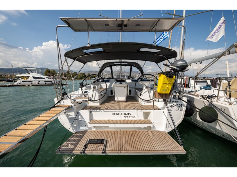 Nea Peramos - Attique Sailboat 3 cabin 8 berths 8 guests 12.43 m Listing Number: #23453