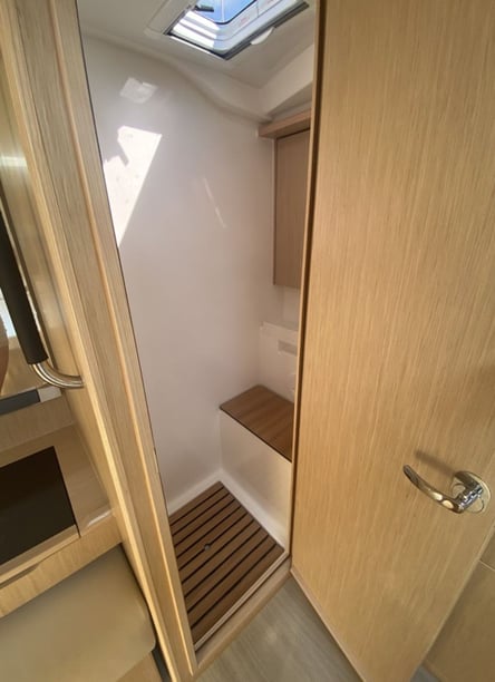 Preveza Zeilboot Cabine 3  7  slaapplaatsen 12  gasten 16.69 m Lijstnummer: #23492 3