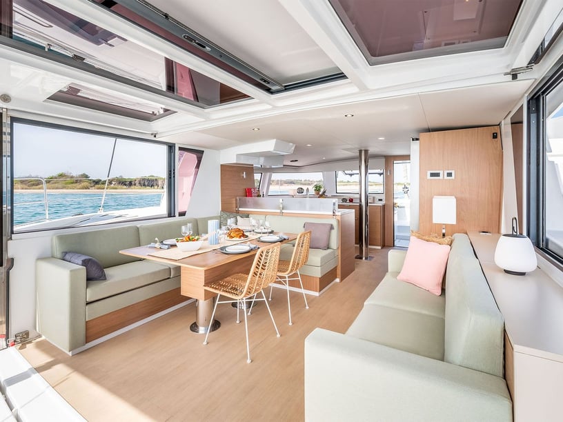 Lavrion Catamaran 6 cabin 10 berths 6 guests 14.33 m Listing Number: #23497 4