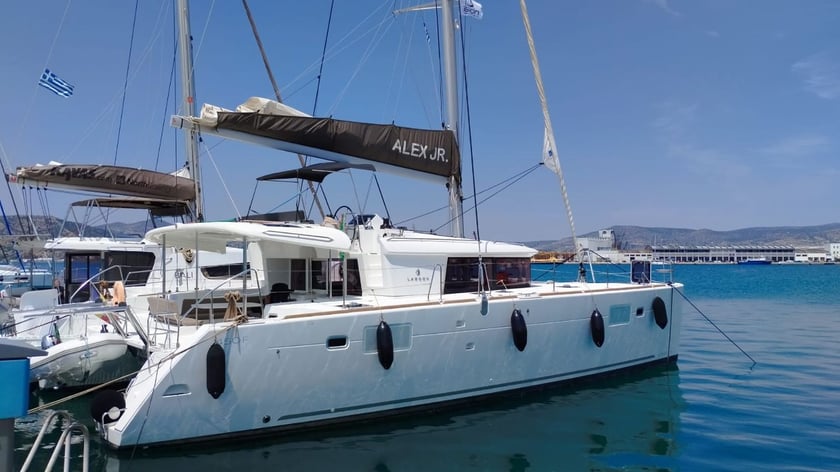 Volos Catamaran 6 cabin 10 berths 10 guests 13.96 m Listing Number: #23507 5