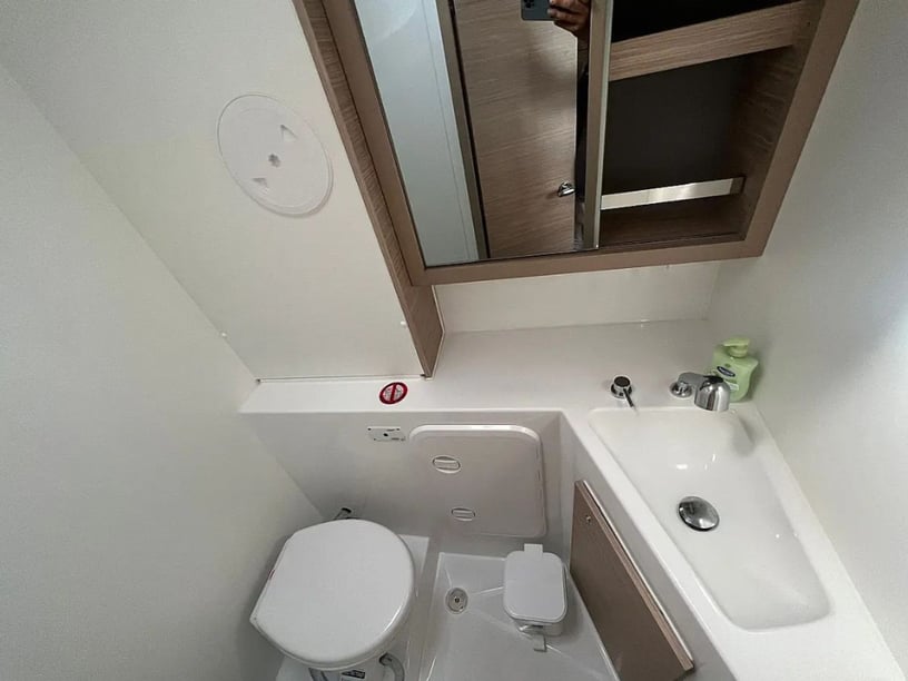 Capo d'Orlando Katamaran 4 Kabine 10 Liegeplätze 10 Gäste 12.8 m Nummer des Inserats: #23510 4