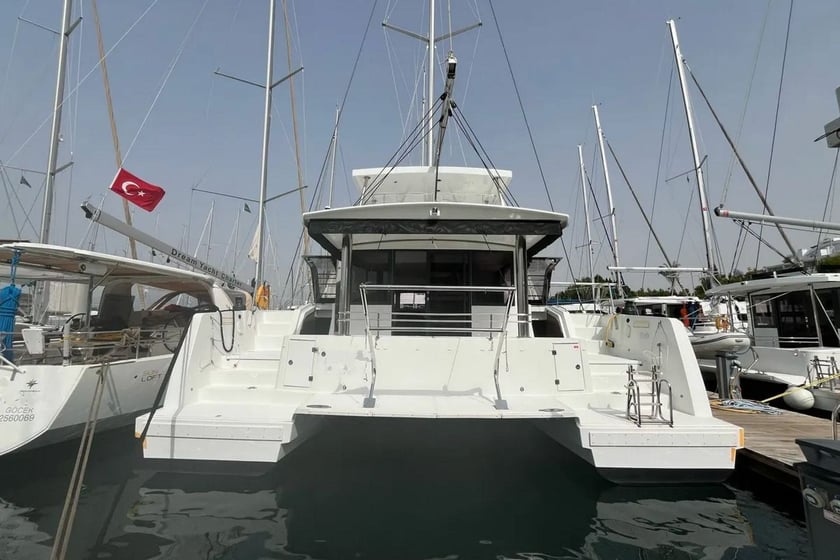 Fethiye Catamaran Cabine 6  11  slaapplaatsen 11  gasten 14.82 m Lijstnummer: #23565 2