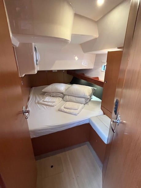 Angra do Heroismo Sailboat 4 cabin 9 berths 9 guests 14.27 m Listing Number: #23577 4