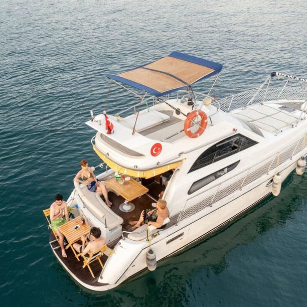 Fethiye Motor Yacht 1 cabin 2 berths 6 guests 10 m Listing Number: #23596 3