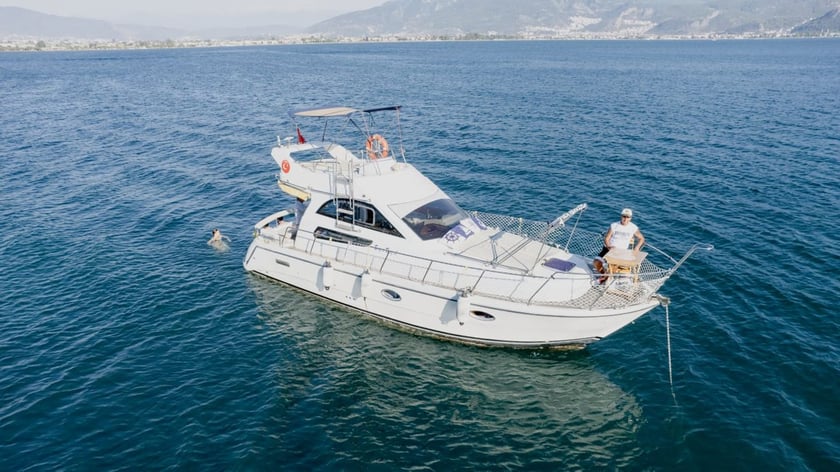 Fethiye Motor Yacht 1 cabin 2 berths 6 guests 10 m Listing Number: #23596 2