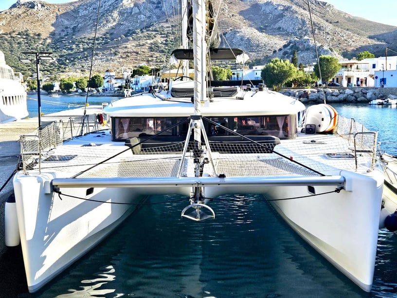 Lefkada Catamaran Cabine 6  10  slaapplaatsen 11  gasten 13.96 m Lijstnummer: #23602 4