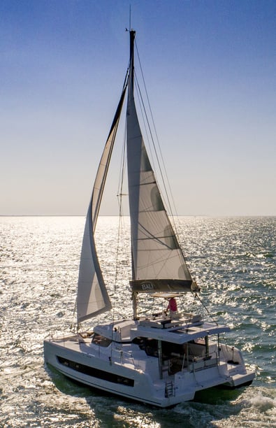 Saint-Mandrier-sur-Mer Catamarán Cabina 4  10  literas 10  invitados 11.58 m Número de anuncio: #23607 4