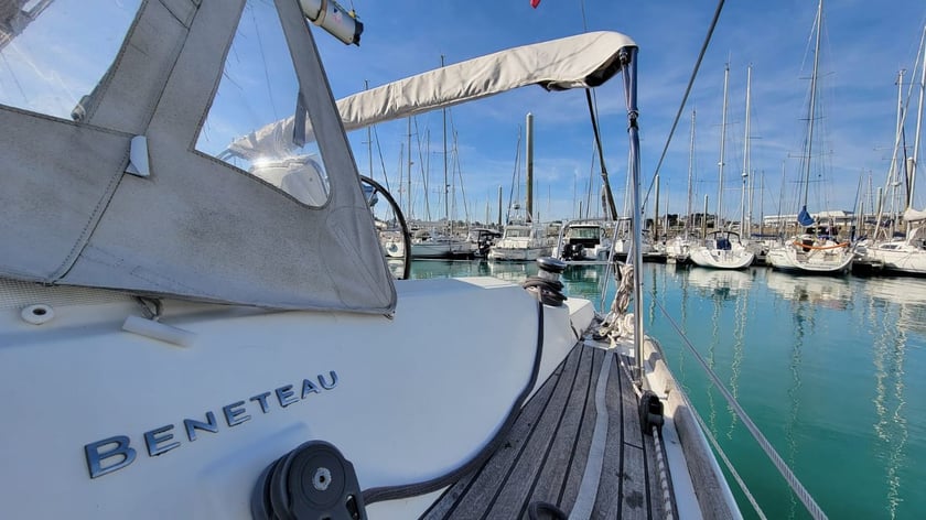 St-Quay-Portrieux Barca a vela cabina 2  cuccette 6  6  ospiti 9.66 m Numero dell'inserzione: #23634 5
