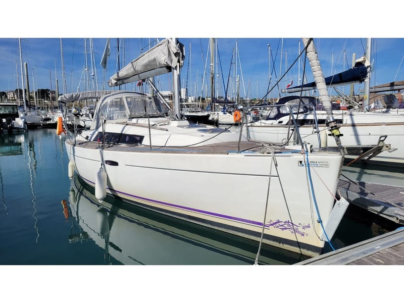 St-Quay-Portrieux Barca a vela cabina 2  cuccette 6  6  ospiti 9.66 m Numero dell'inserzione: #23634