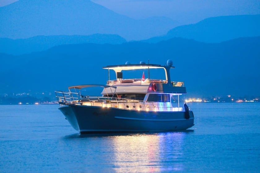 Marmaris Gulet 3 cabin 6 berths 6 guests 20 m Listing Number: #23642 3