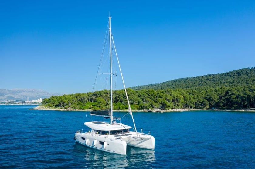Kaštel Gomilica Katamaran 6 Kabine 12 Liegeplätze 12 Gäste 12.8 m Nummer des Inserats: #23675 4