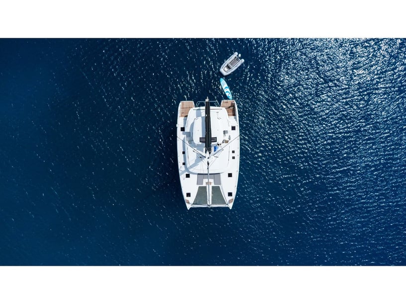 Porto Cheli Catamaran Cabine 6  12  slaapplaatsen 12  gasten 13.99 m Lijstnummer: #23684