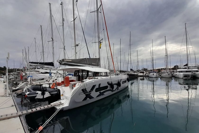 Lavrion Katamaran 5 kabin Konaklama 10 kişi Seyir 10 kişi 11.33 m İlan No: #23702 5