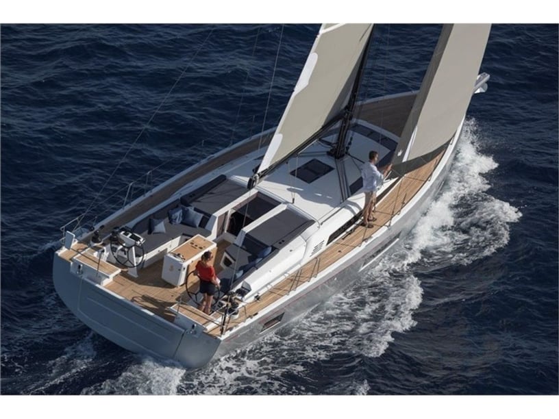 Las Galletas Sailboat 5 cabin 12 berths 12 guests 14.98 m Listing Number: #23751 3