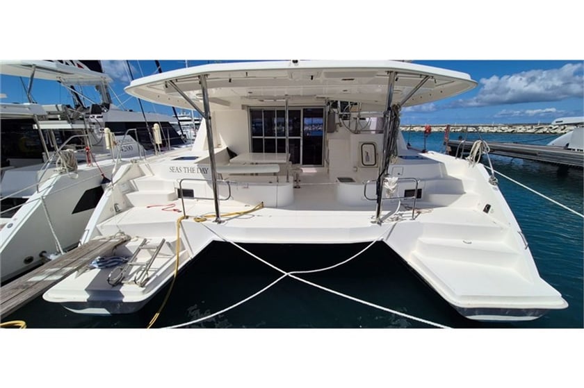 Cienfuegos Catamaran 4 cabin 10 berths 10 guests 14.75 m Listing Number: #23753 4