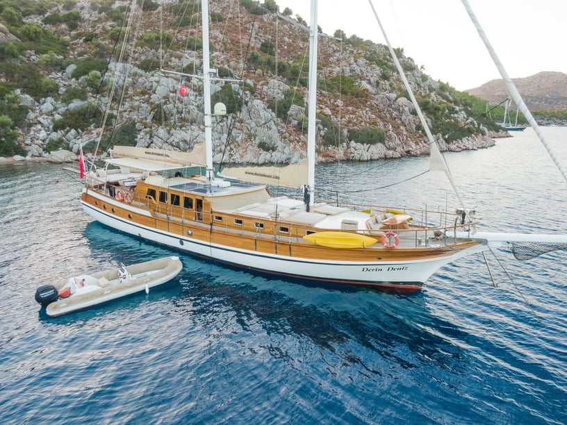 Marmaris Gulet 6 cabin 12 berths 12 guests 27 m Listing Number: #23789 3