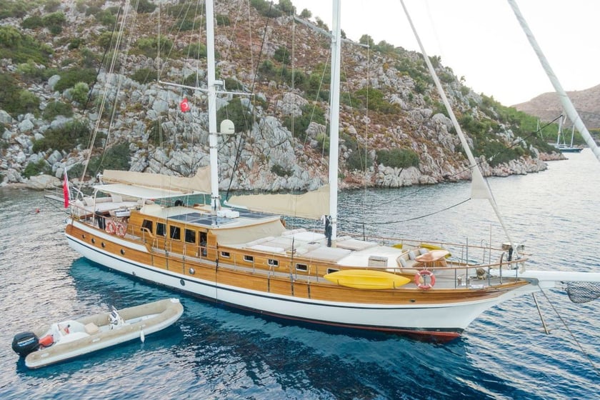 Marmaris Gulet Cabine 6  12  slaapplaatsen 12  gasten 27 m Lijstnummer: #23789