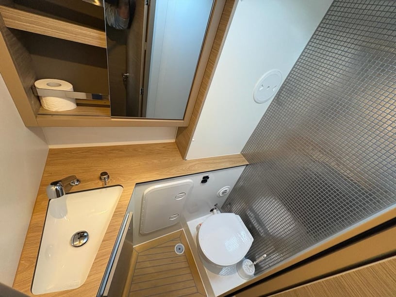 Sukošan Catamaran 4 cabin 12 berths 12 guests 12.94 m Listing Number: #23801 4